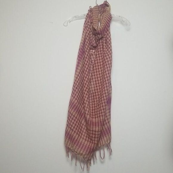 Women's Maroon and tan checkered large wrap Shaw 40x40 scarf new - Picture 3 of 3
